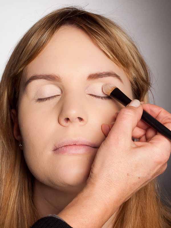 Grüner Lidschatten Look für alle Gelegenheiten - Lidschattenbase 2 Grüner Lidschatten Look für alle Gelegenheiten - Lidschattenbase 2