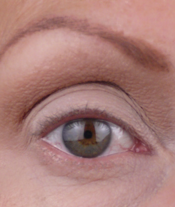 nude-augen-make-up-3 nude augen make up 3 Nude Augen Make up – perfekt und einfach geschminkt