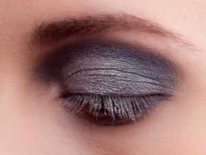 Lidschatten 2 03 Lidschatten 2 300x226 Party Augen Make up