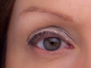 Business Augen Make Up - Lidstrich 3 Lidstrich 300x225 Business Augen Make up schminken