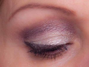 Business Augen Make Up - Lidfalte 1 4 Lidfalte 1 300x225 Business Augen Make up schminken