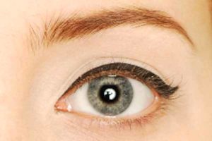 Augen-Make-up 60er Look - Lidstrich 02 Lidstrich 300x200 Abend Make up mit Lidstrich im 60er Look
