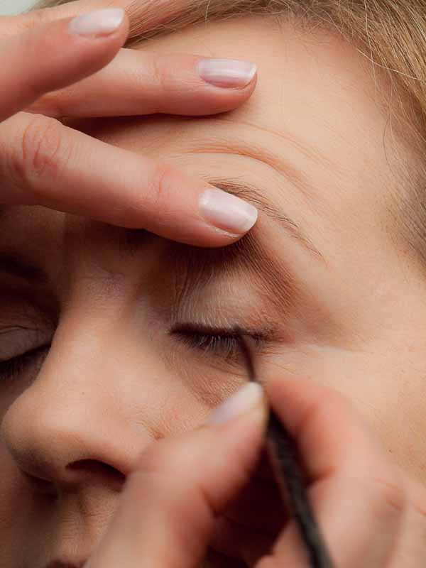 14 Lidstrich Wimpernrand 1 Business Look   Schminkanleitung