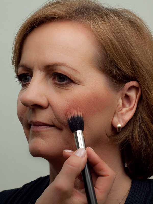 21 Rouge Business Look   Schminkanleitung