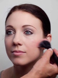 Rouge 1 29 Rouge 1 225x300 Magic Kajal Look Schminkanleitung