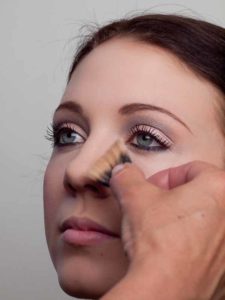 Nase schmälern 1 31 Nase schmälern 1 225x300 Magic Kajal Look Schminkanleitung