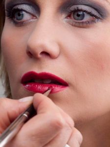 Rote Lippen Schminken Schone Lippen Mit Tipps Vom Make Up Profi