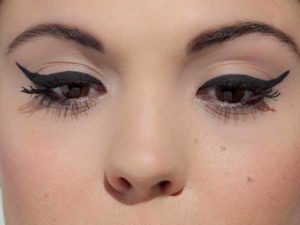 Bester Eyeliner Stift 2021 Test Strich Auftragen Fur Anfanger