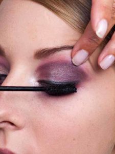 Twilight Look - Wimpern tuschen 1