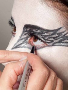 Black Swan Look & Kostüm - Augen make up Finish 2