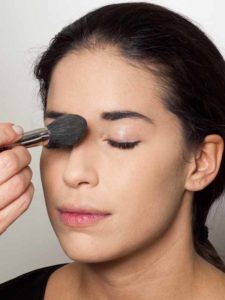 Golden Eyes Look für alle Gelegenheiten - Puder Golden Eyes Look für alle Gelegenheiten - Puder