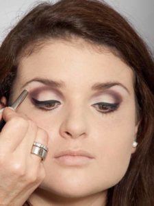 Adele Make up Look - Highlighter 2