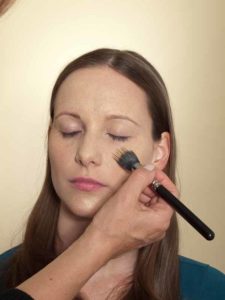 Business Make up Look - Grundierung 1