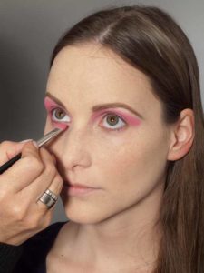 Pink Lady Make up Look – Untere Augenlider 1