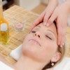 Gesichtsmassage gegen Falten mit Gesichtsmassagegerät & Kopfmassagen