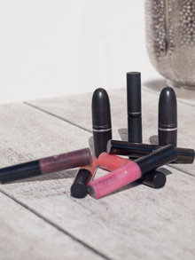 Lipgloss und Lippenstifte