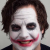 Joker schminken – Schminkanleitung und Kostüm selber machen